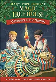 Mummies in the Morning (Magic Tree House Book 3) 