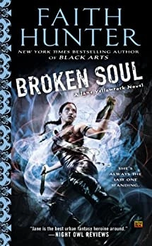 Broken Soul (Jane Yellowrock Book 8) 